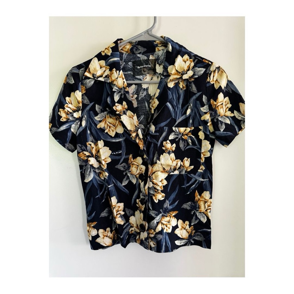 Reformation Hawaiian print two piece linen shorts  set size XS